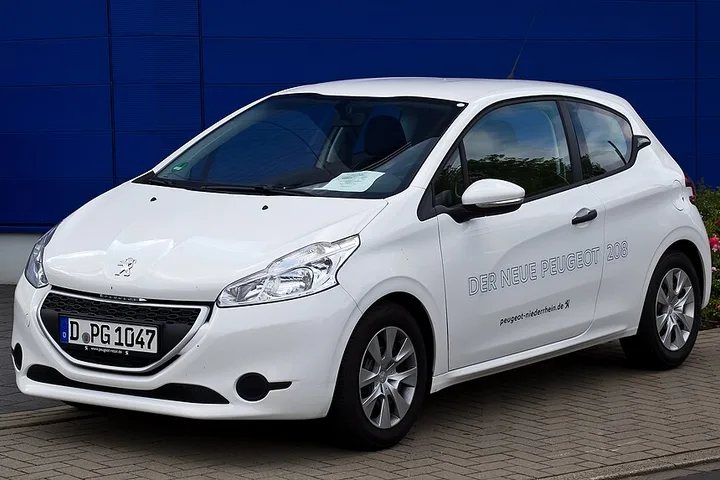 Peugeot 208 προς ενοικίαση στην Κω